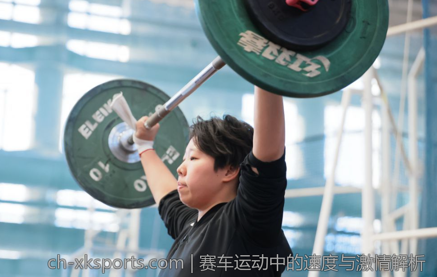 赛车运动中的速度与激情解析