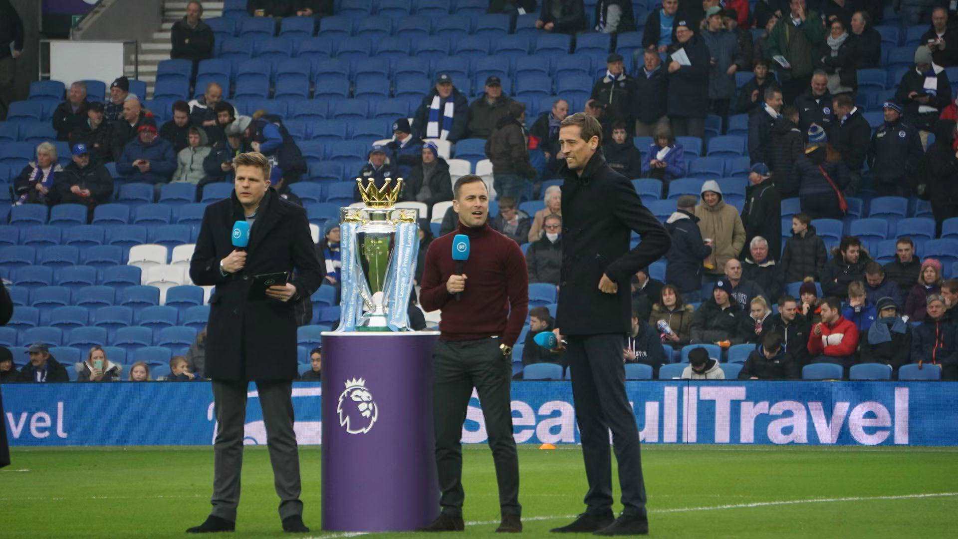 充满想象的 充满想象的